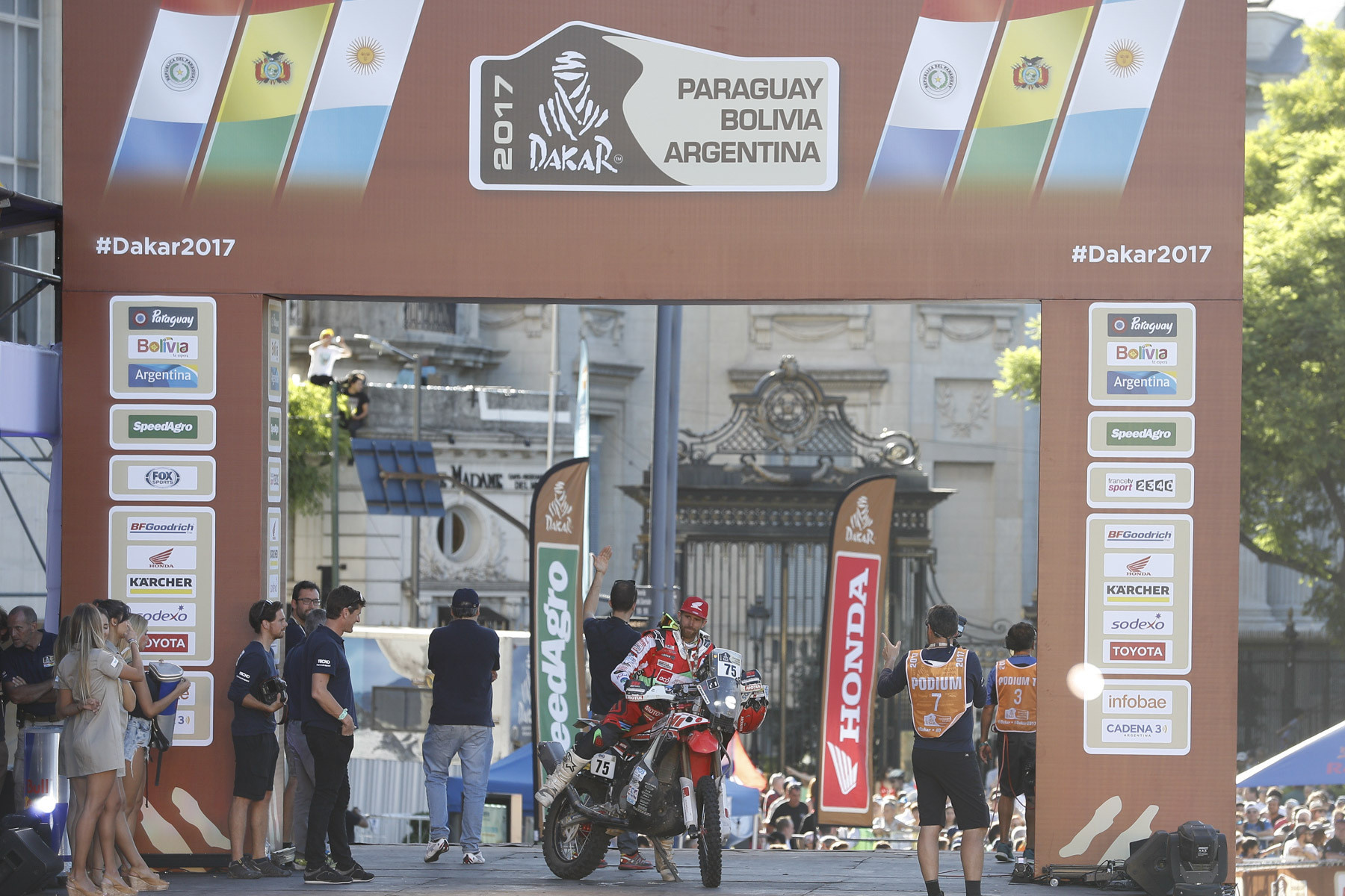 Pedro Bianchi Prata festeja nono Dakar terminado