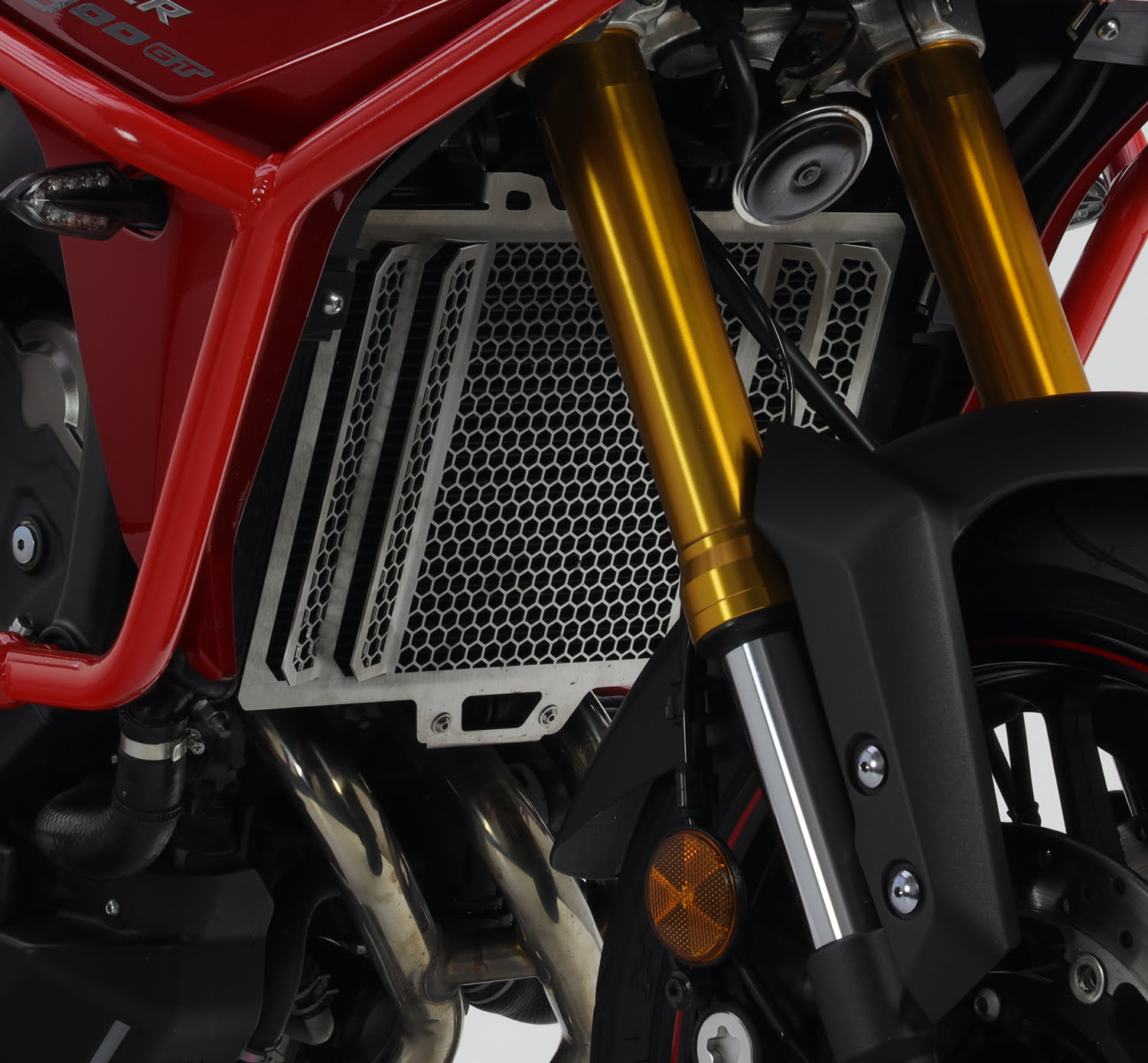 Trail Radiator Protection Grids - 2CP22700700014.JPG